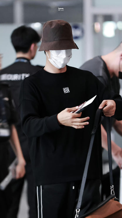 ZZLL / 로에베 긴팔티