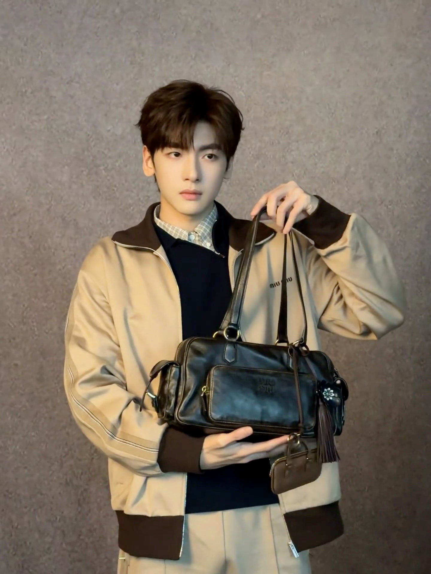 ZZLL / 미우미우 스포티 니트 코트