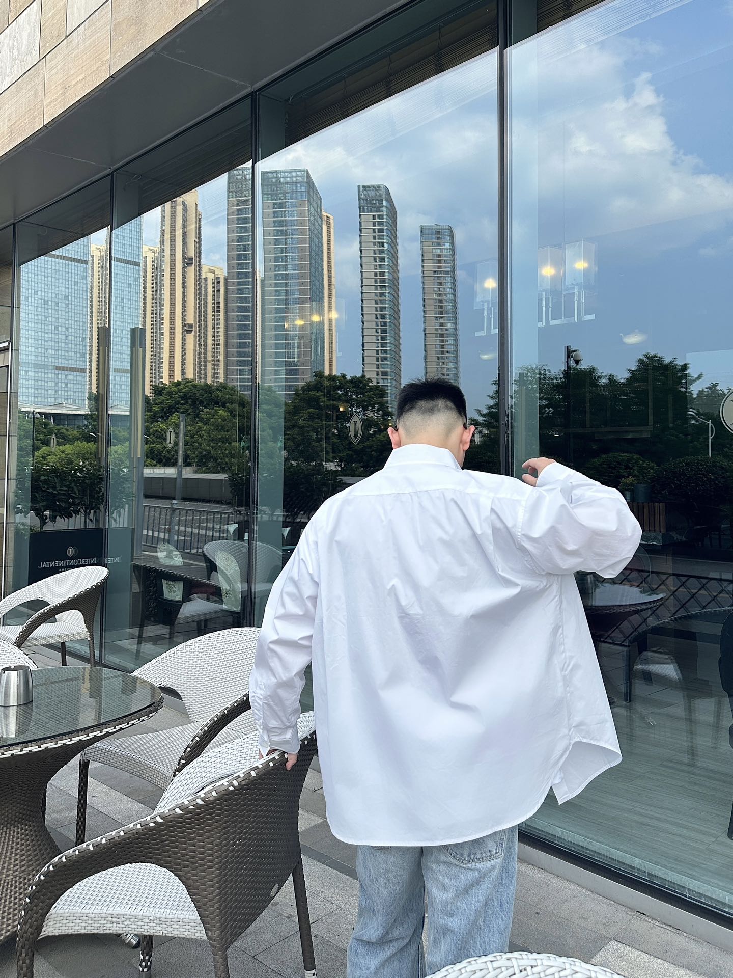 ZZLL / 발렌시아가 셔츠