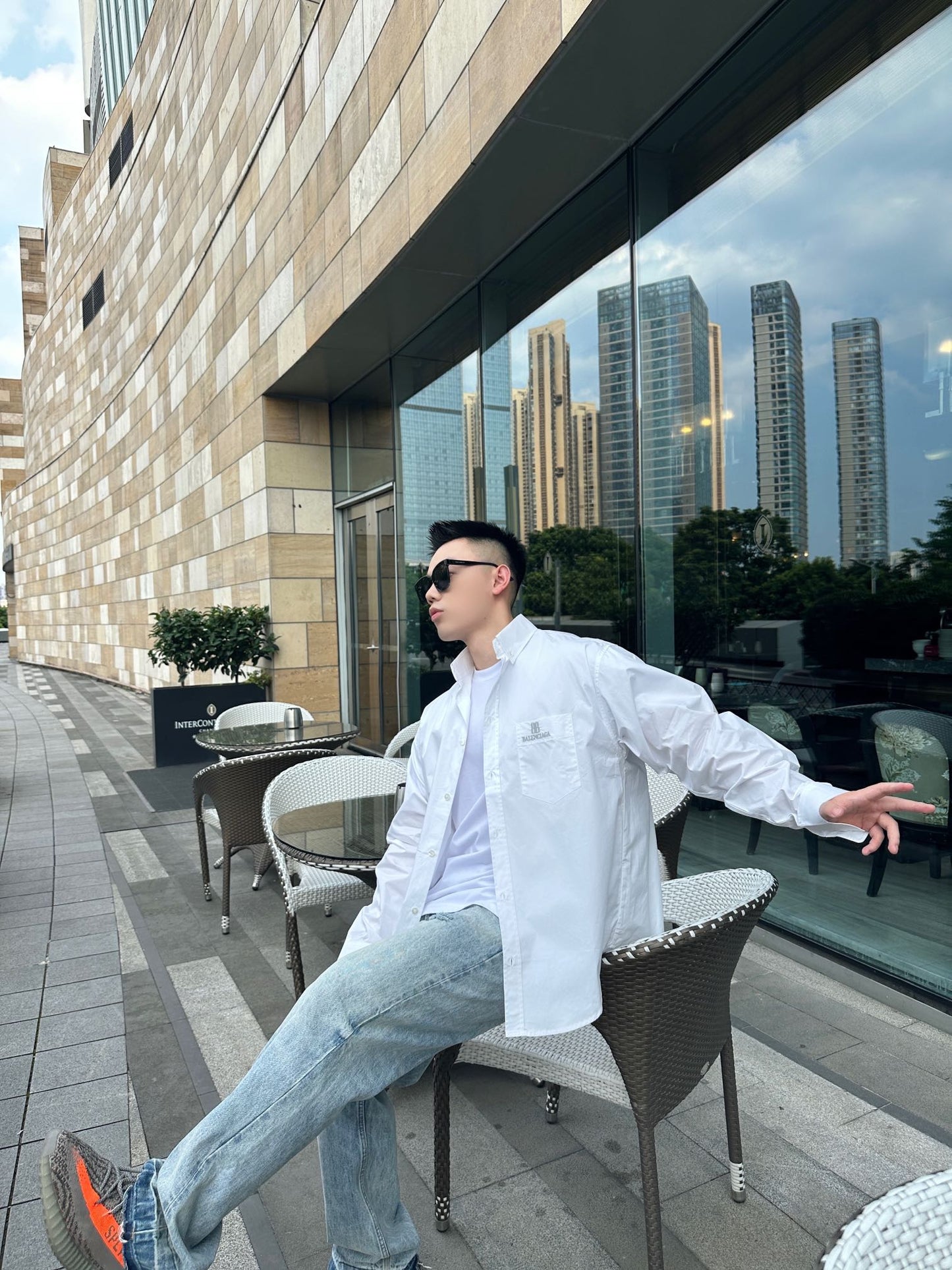 ZZLL / 발렌시아가 셔츠