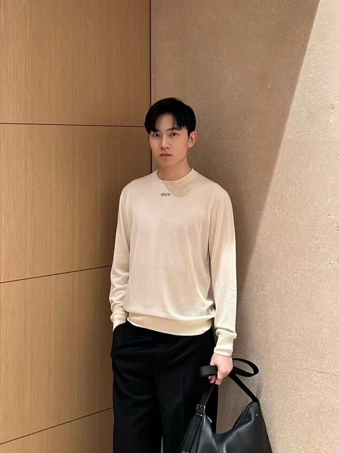 GTR / 디올 니트 스웨터