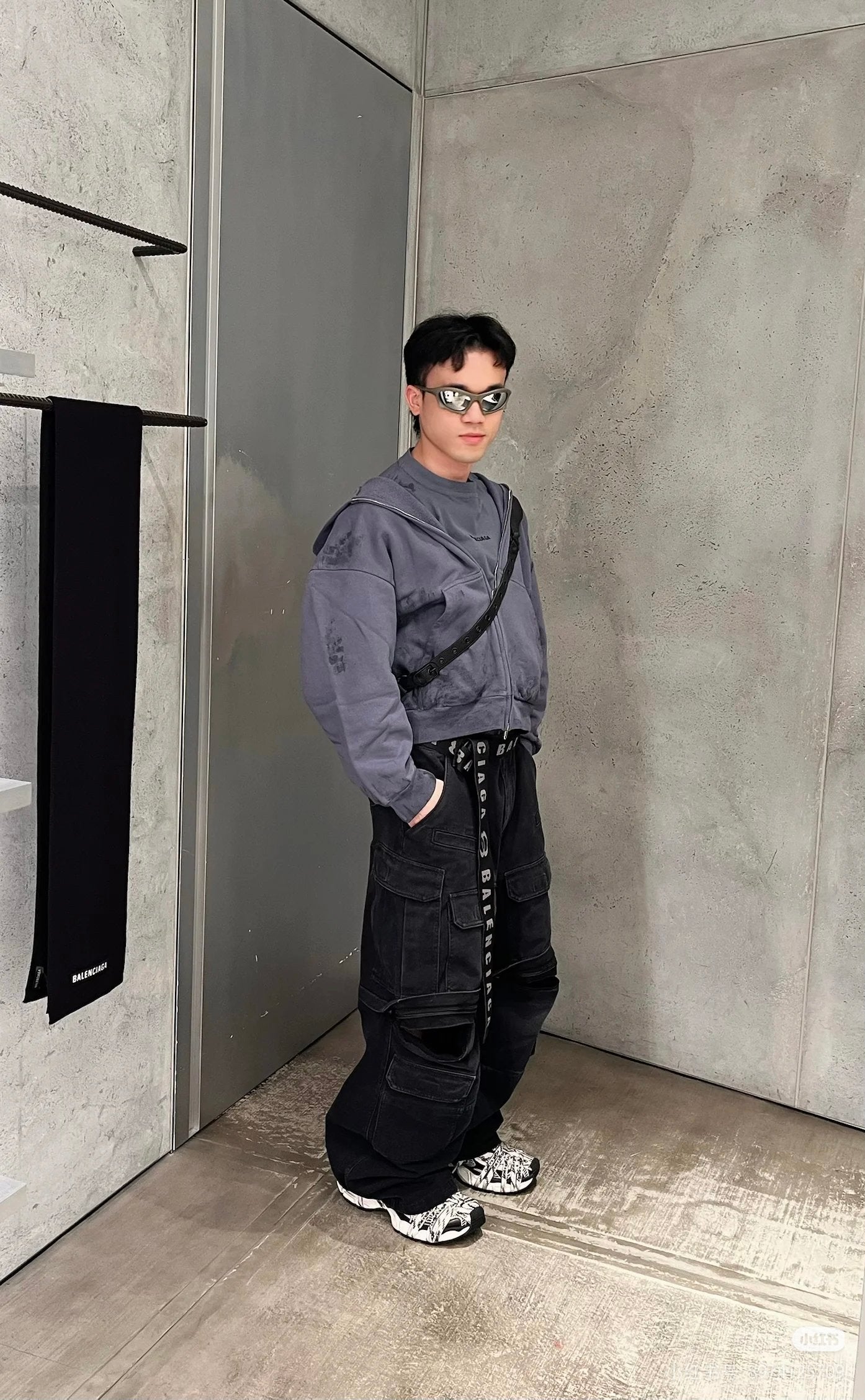 GTR / 발렌시아가 후드티 코트