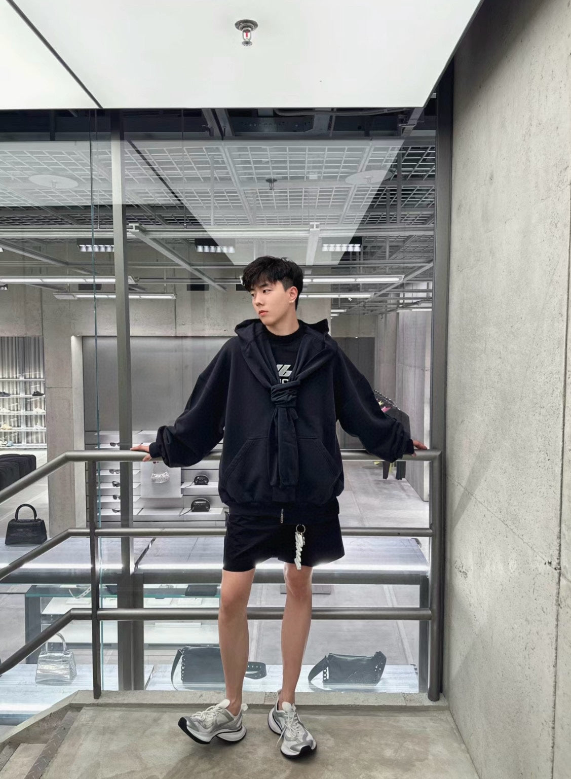 GTR / 발렌시아가 후드티셔츠