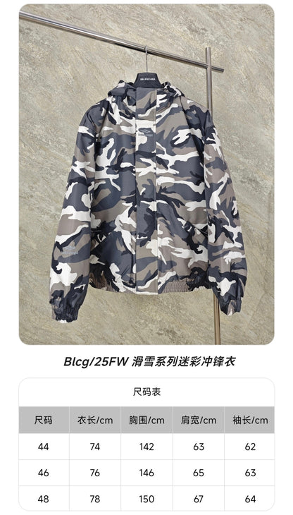 GTR / 발렌시아가 코트