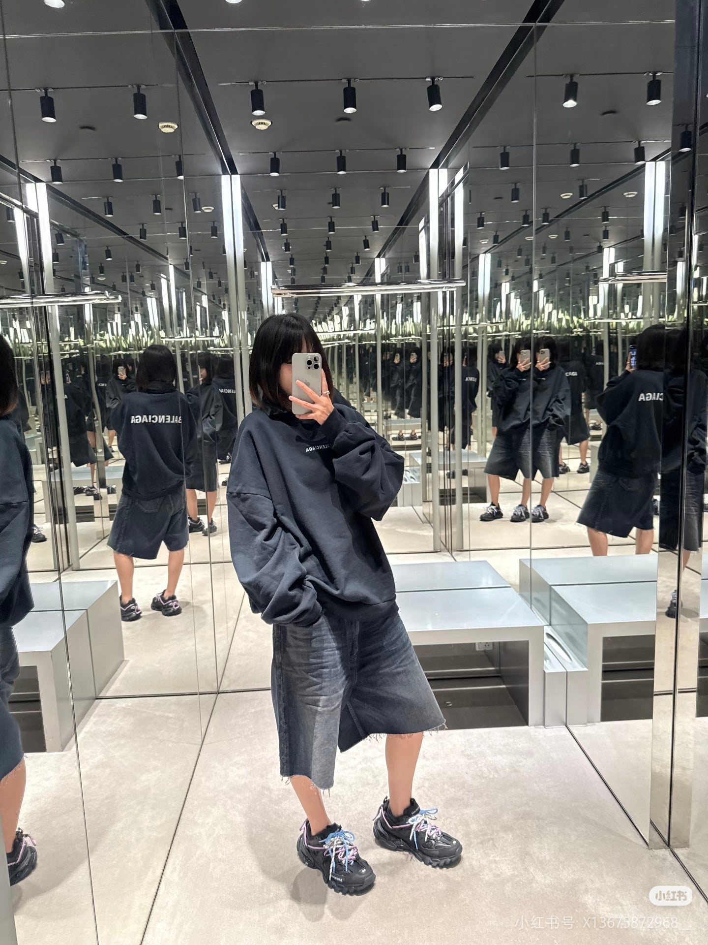 GTR / 발렌시아가 후드티