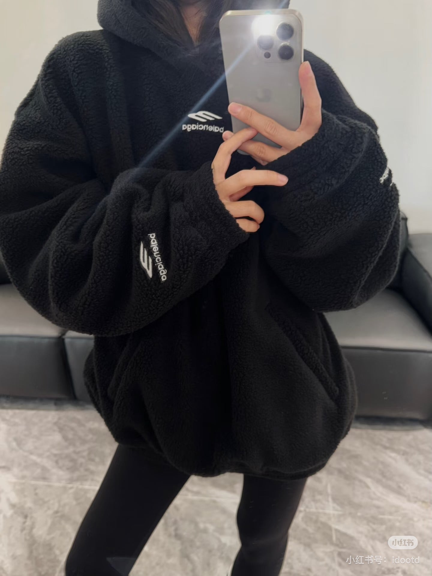 GTR / 발렌시아가 후드티
