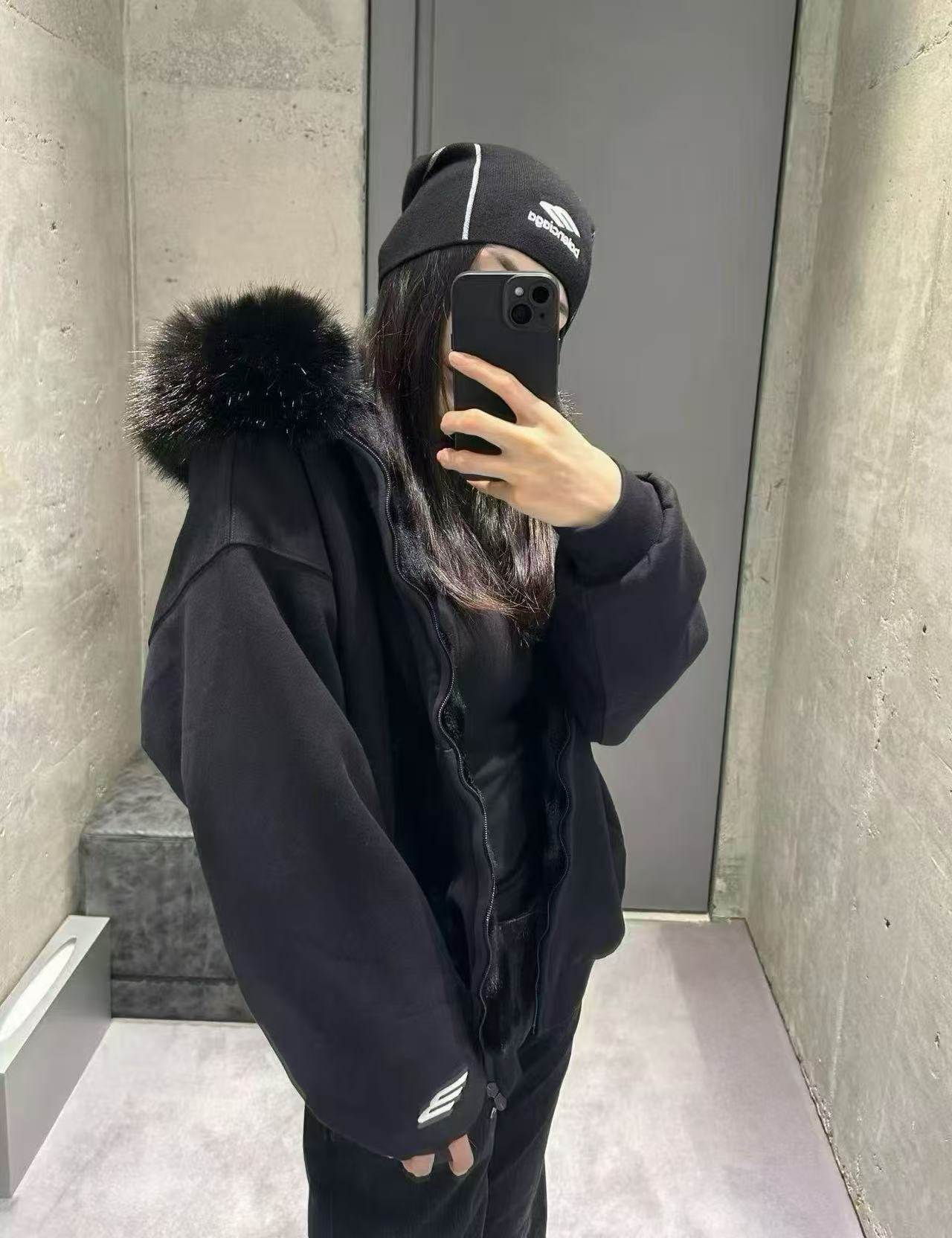 GTR / 발렌시아가 후드티
