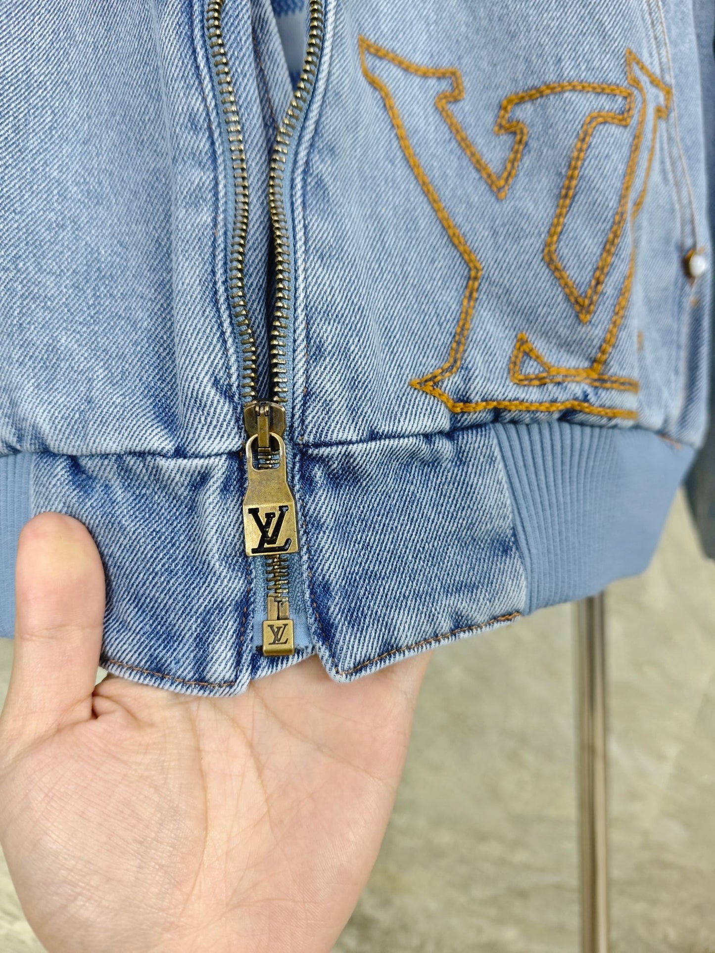 GTR / 루이비통 코트