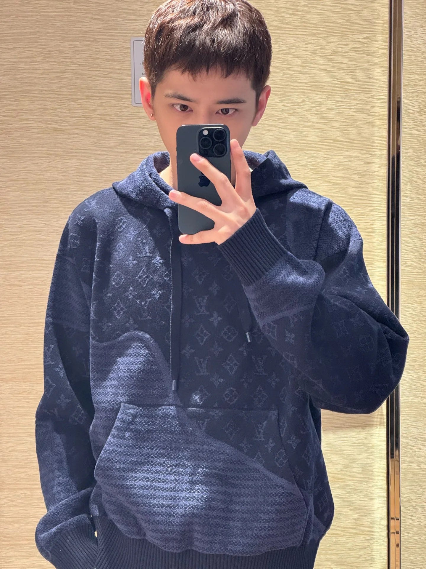 ZZLL / 루이비통 후드티