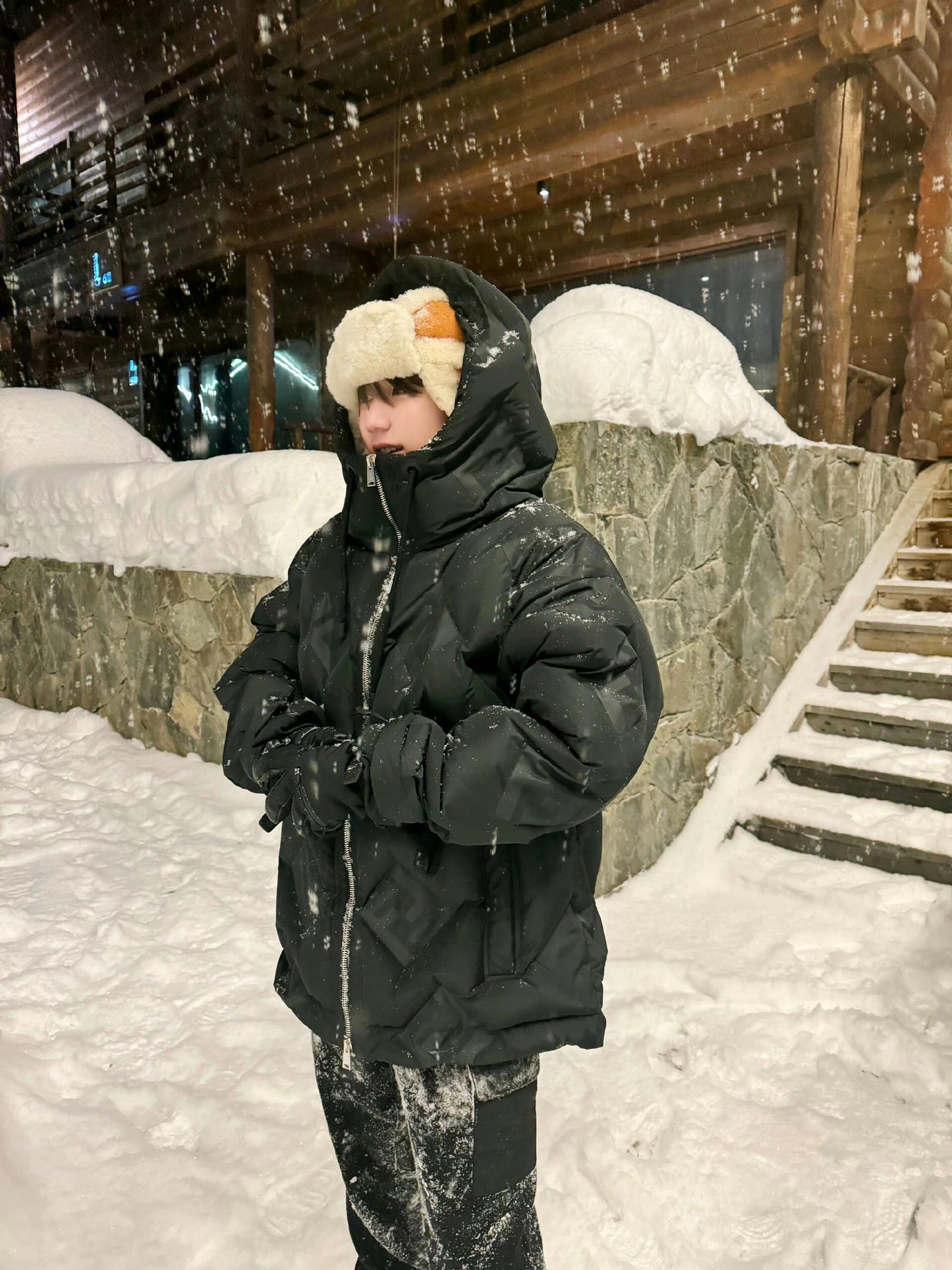 ZZLL / 펜디 패딩