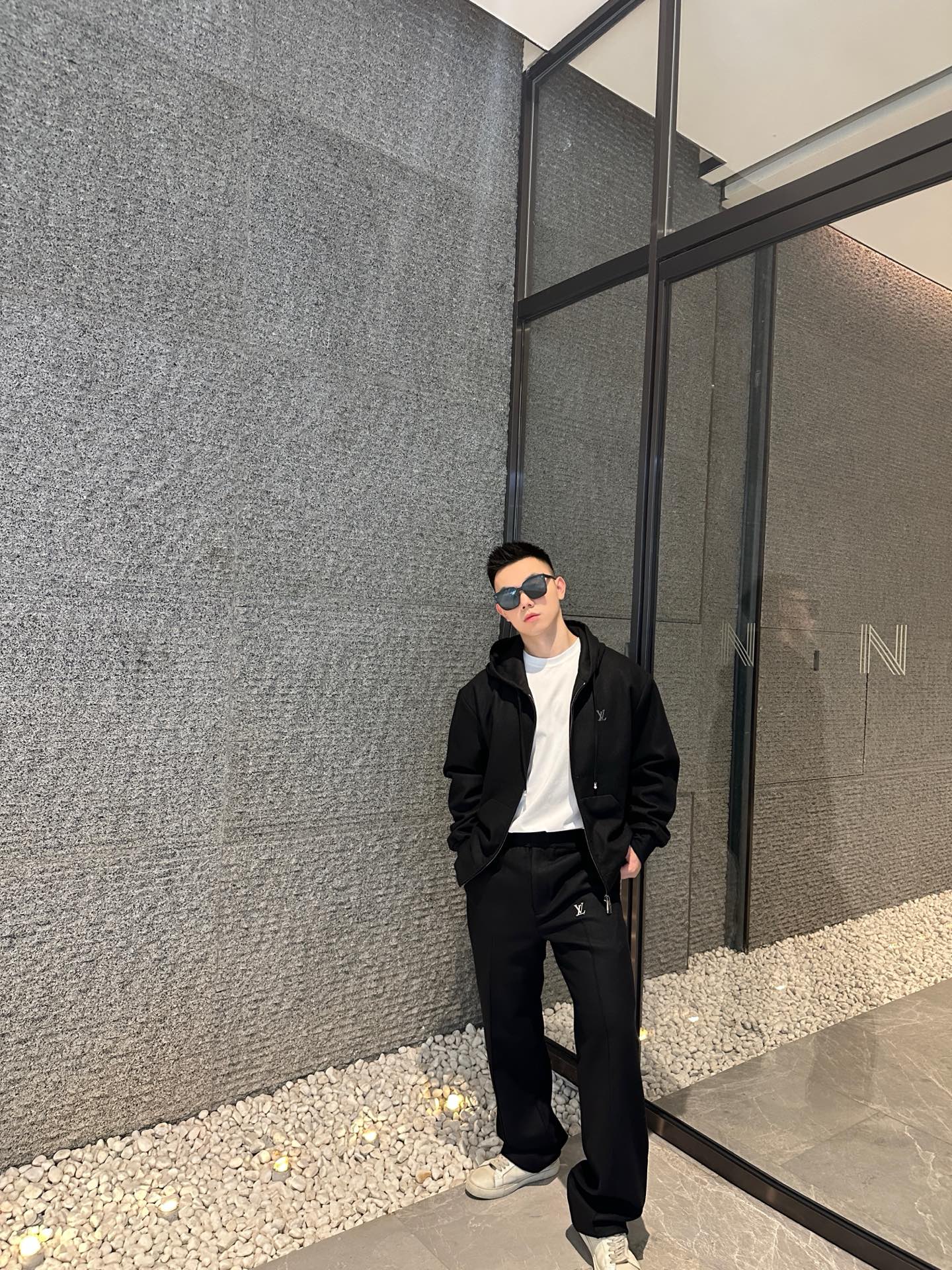 ZZLL / 루이비통 후드티