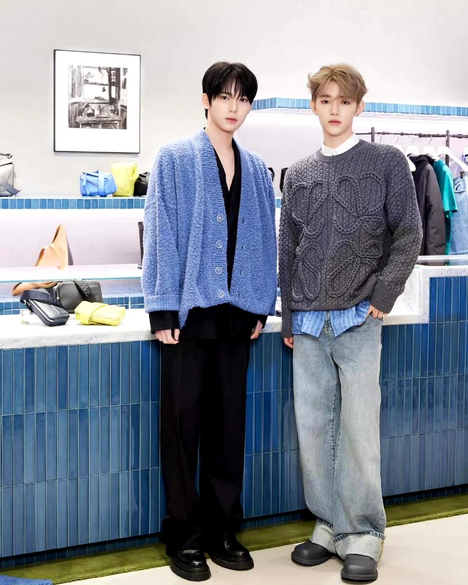 ZZLL / 로에베 니트 스웨터