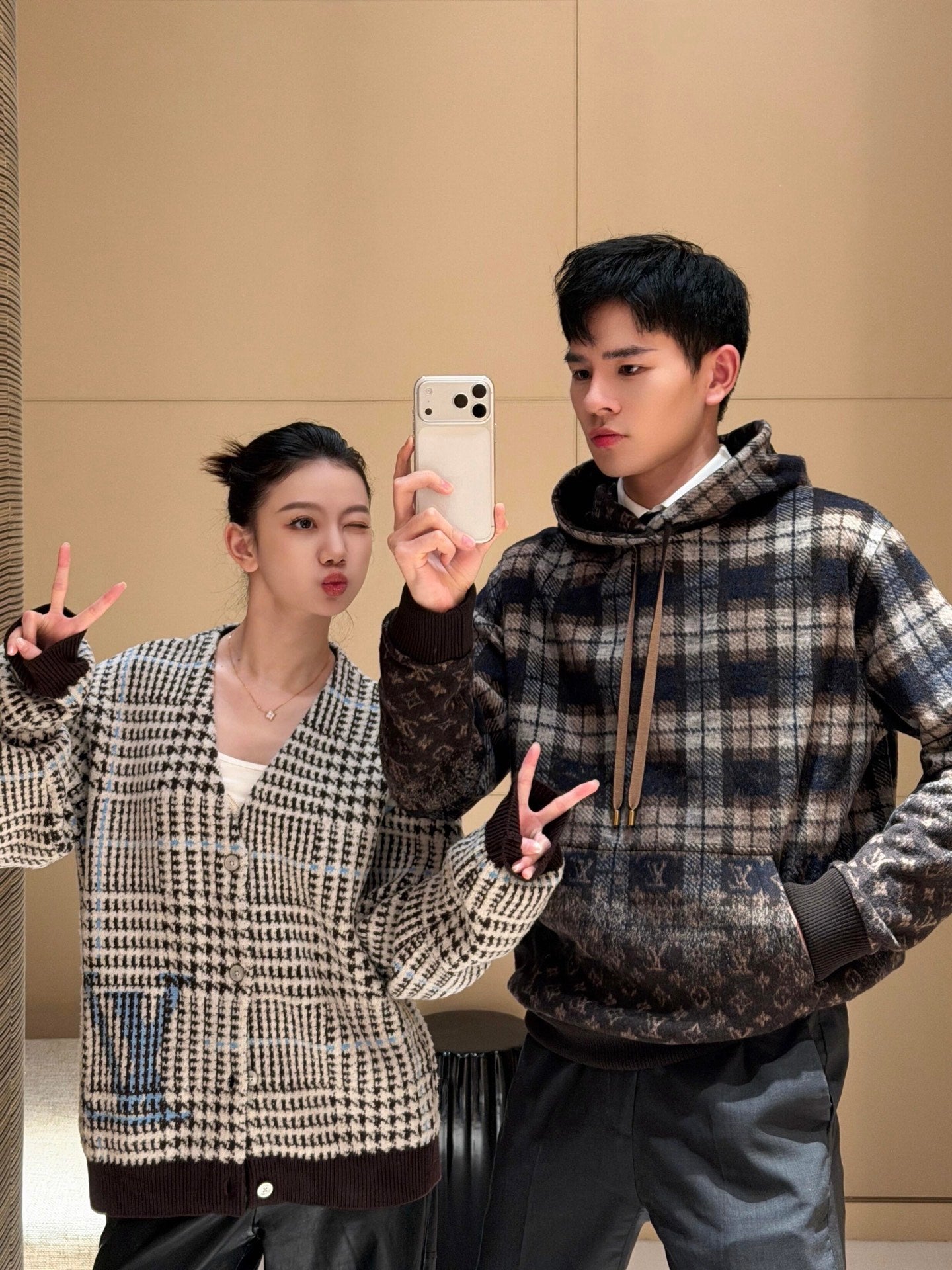ZZLL / 루이비통 후드티