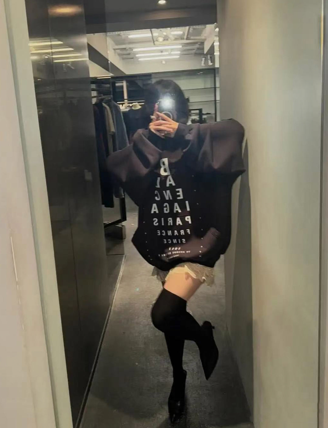 ZZLL / 발렌시아가 후드티