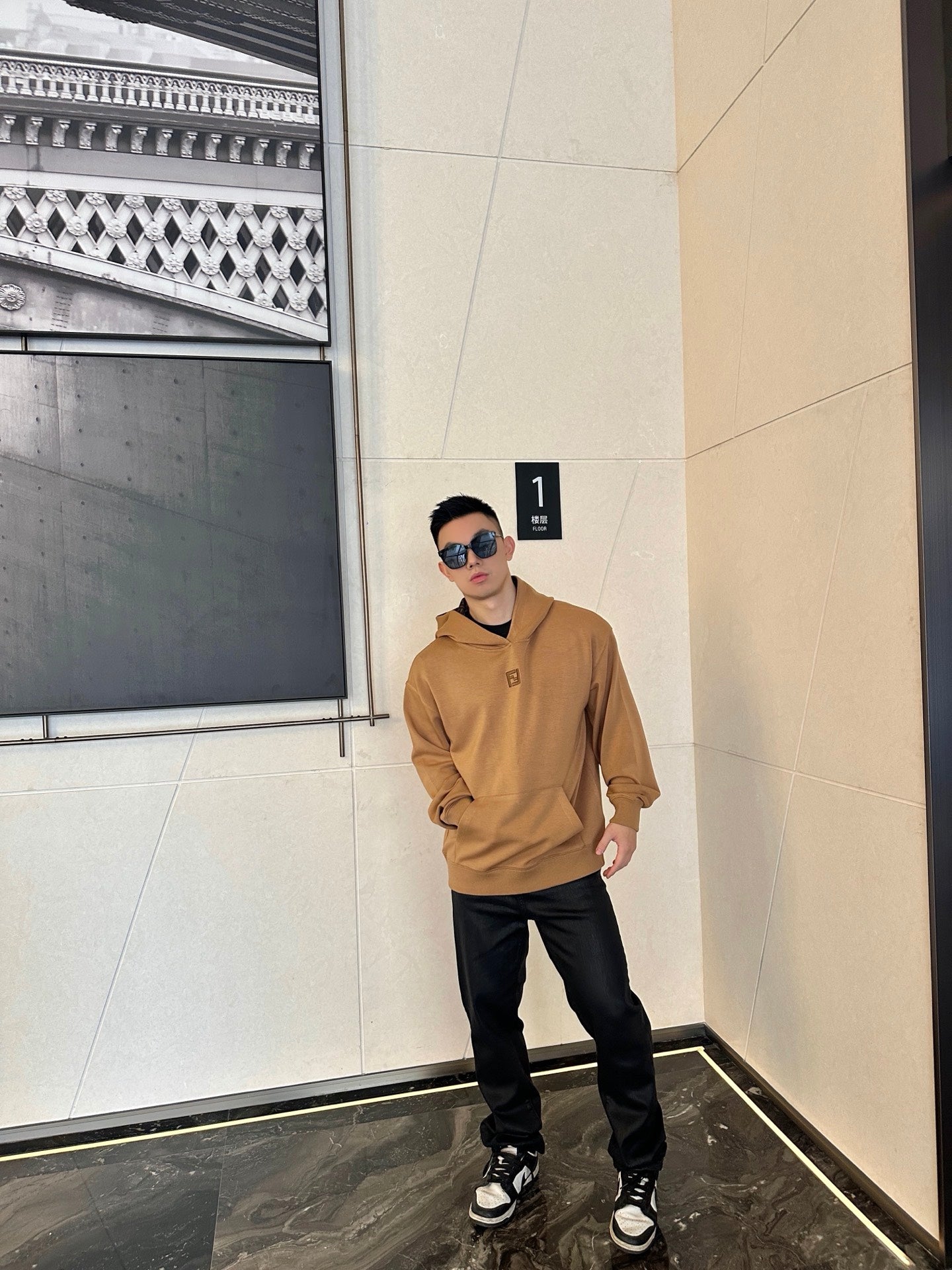 ZZLL / 펜디 후드티