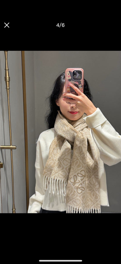 US / 로에베 스카프