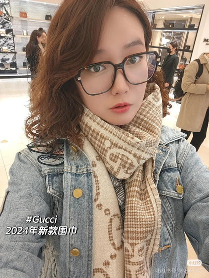 미국 / 구찌 스카프