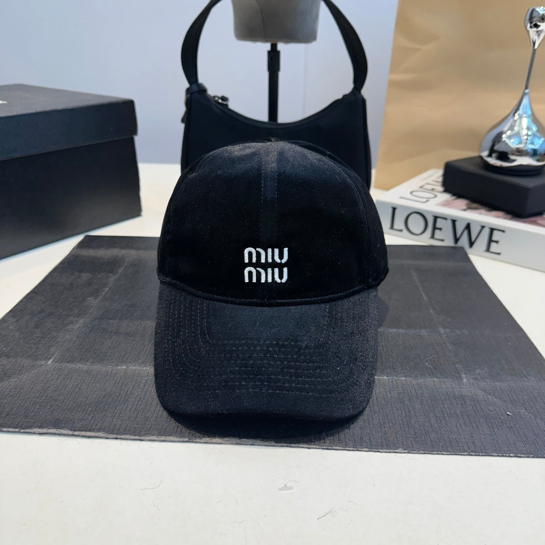 US / 미우미우 야구 모자