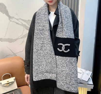 US / 샤넬 스카프
