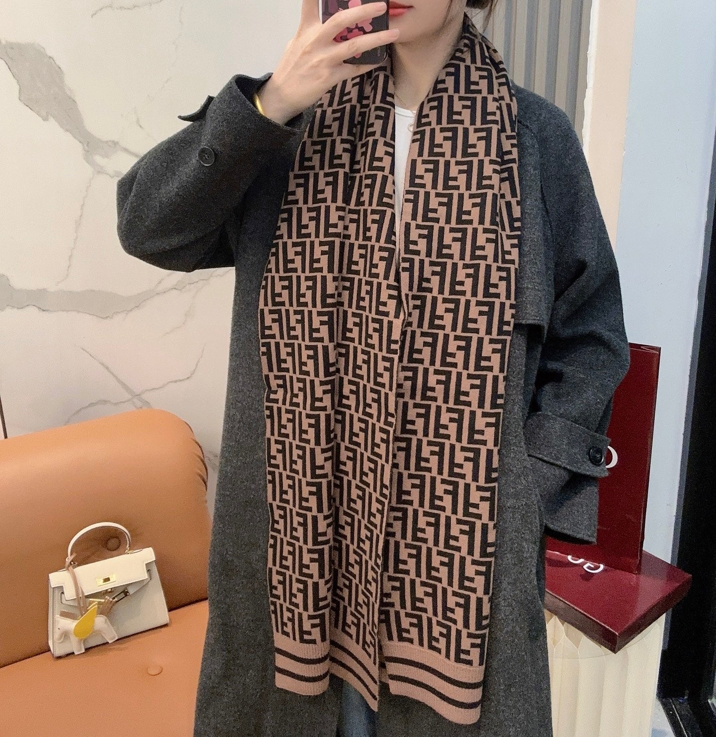 US / 펜디 스카프