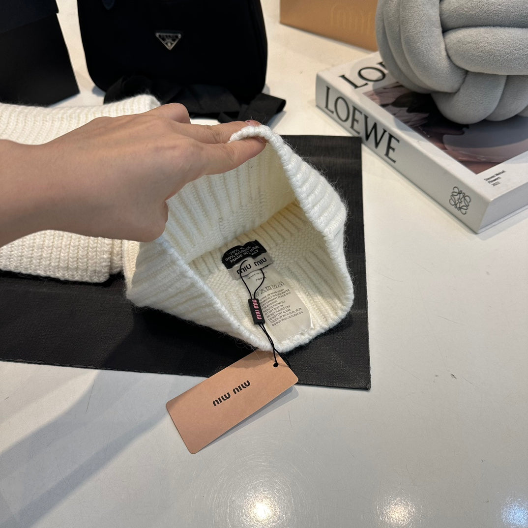 US / Miu Miu Hat+Scarf
