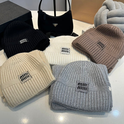US / Miu Miu Hat+Scarf