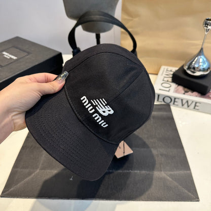 US / 미우미우 야구 모자