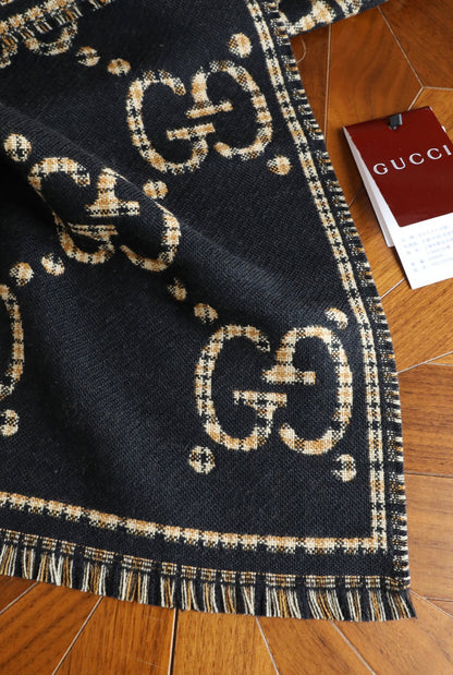 US / 구찌 스카프