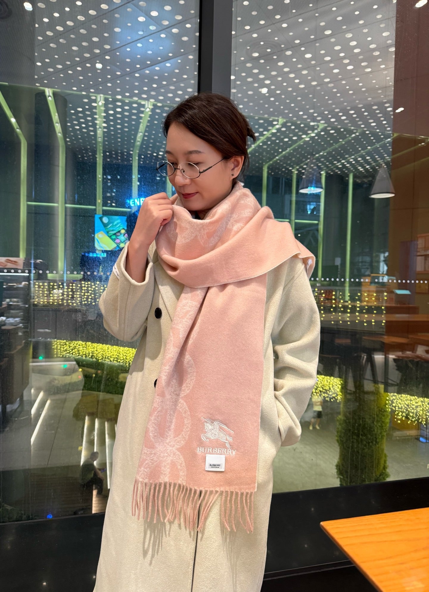 미국 / 버버리 스카프