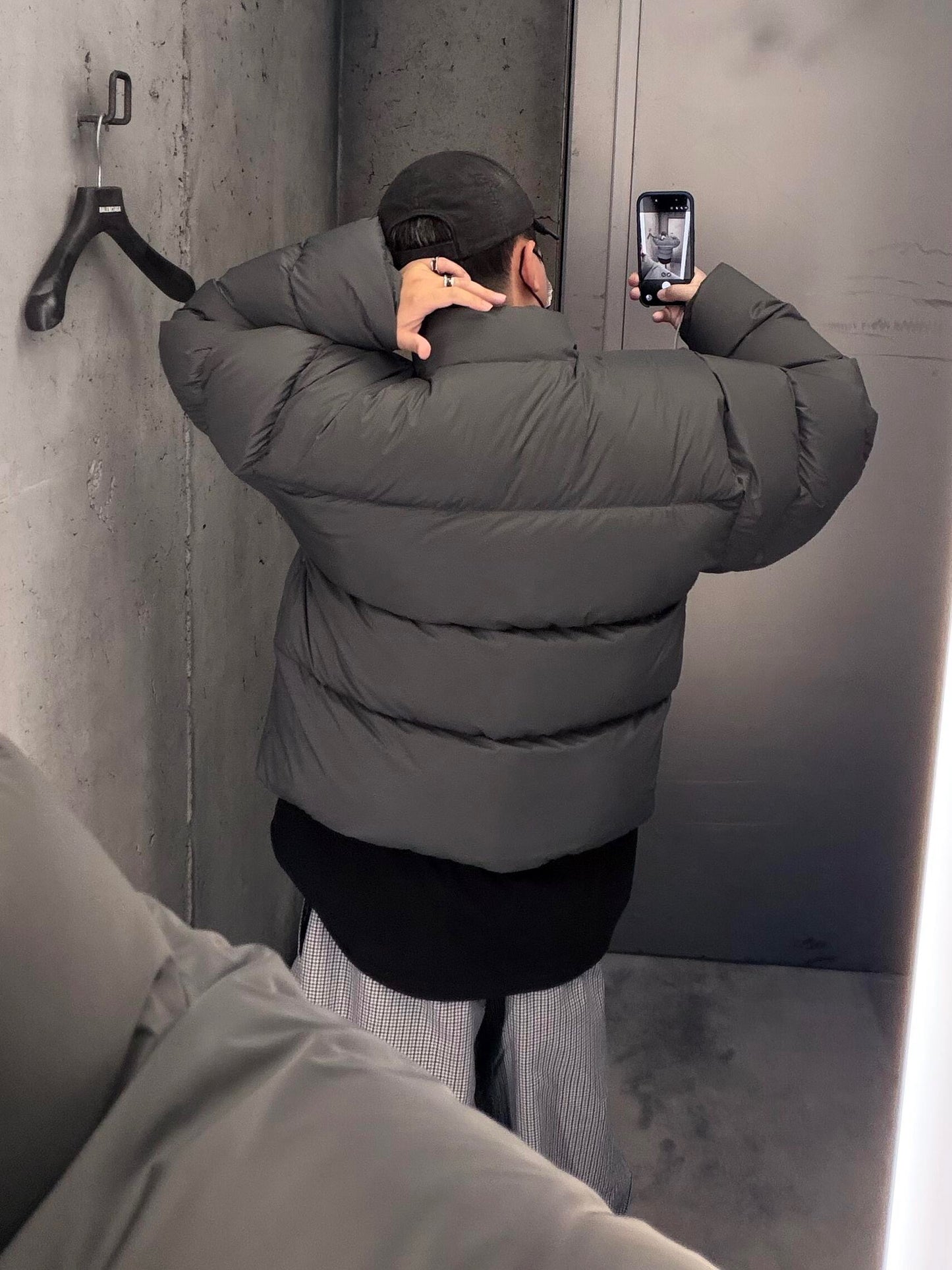 BVG / 발렌시아가 패딩