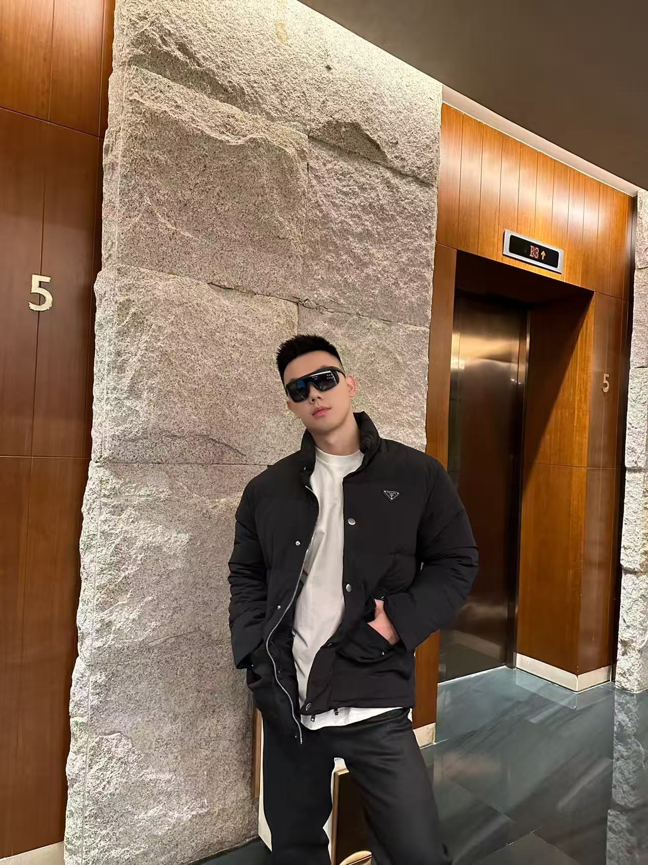 GTR / 프라다 패딩
