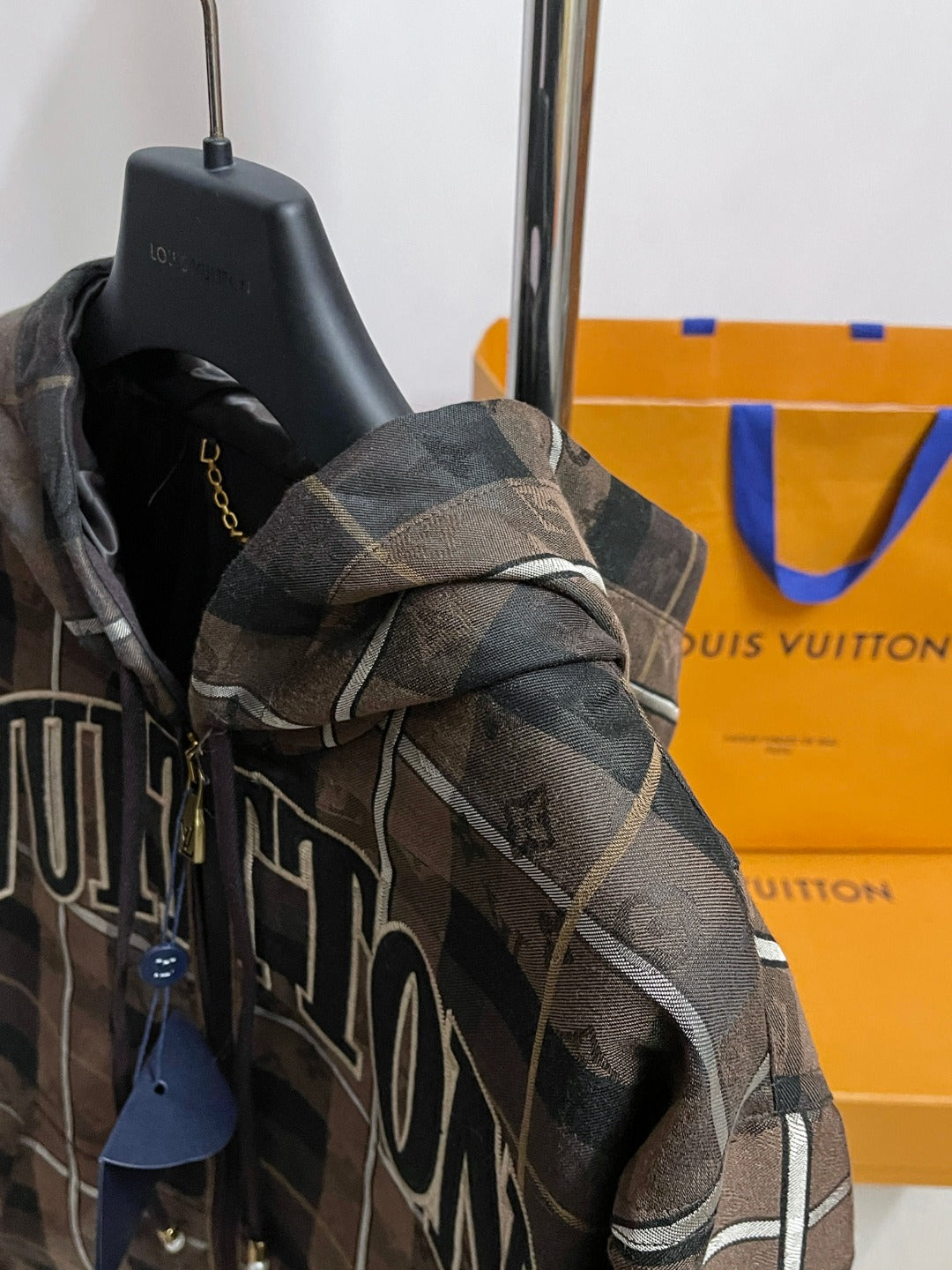 BVG / 루이비통 재킷 코트
