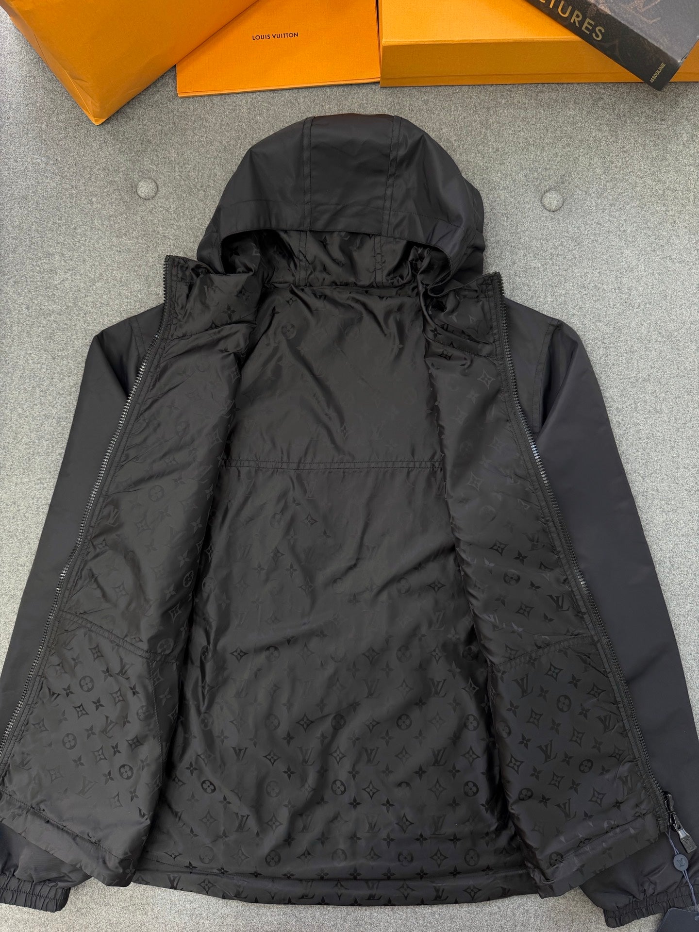 TJ Seller / Louis Vuitton Double-Sided Windproof Jacket