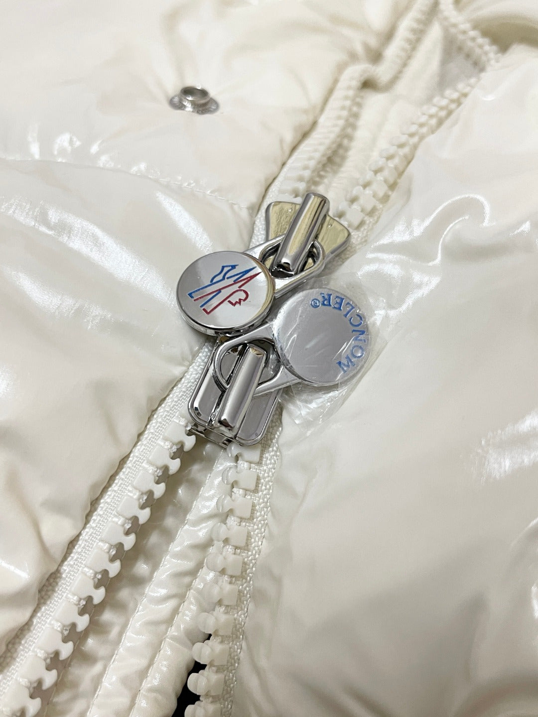 BVG / MC 패딩