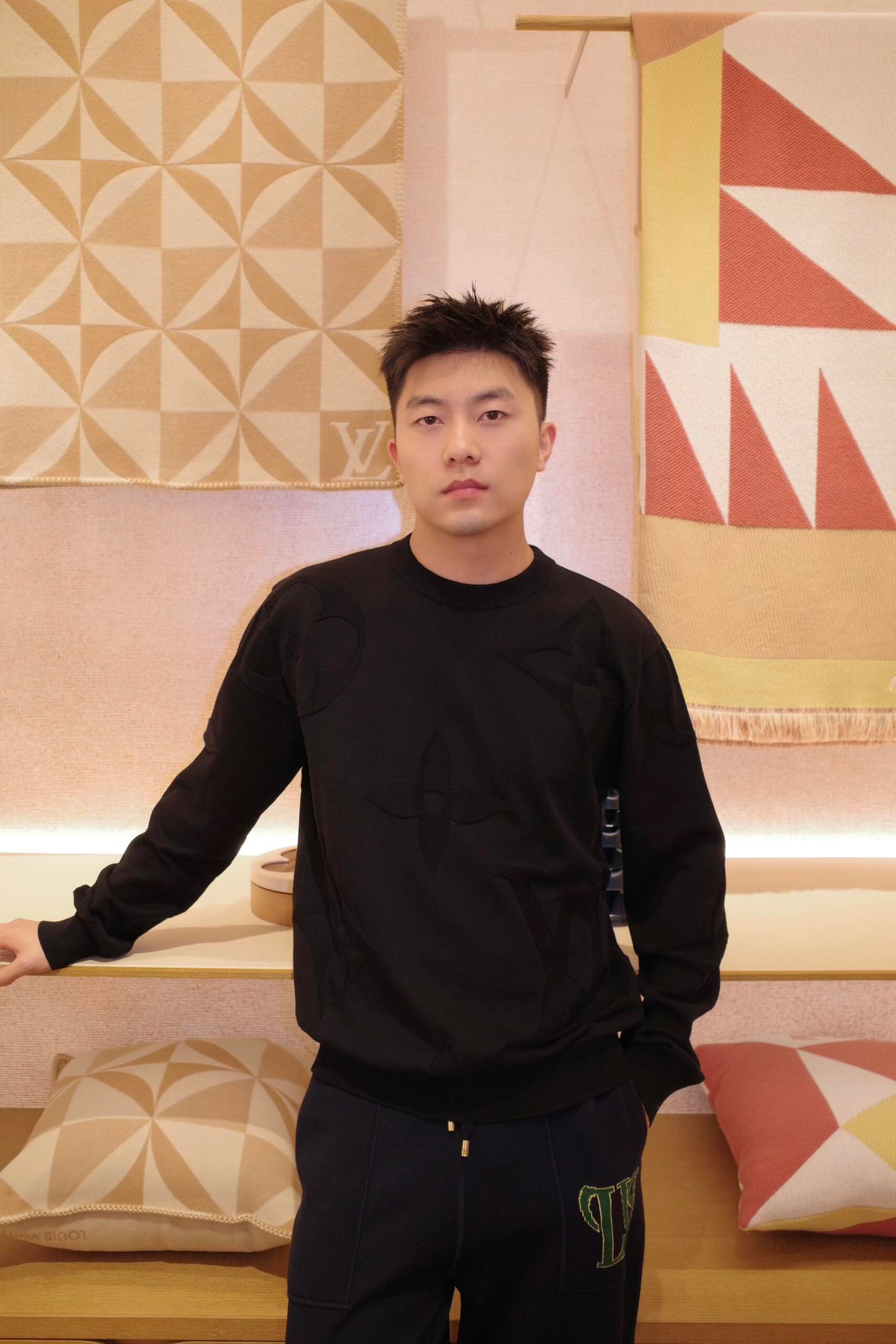 BVG / 루이비통 니트 스웨터