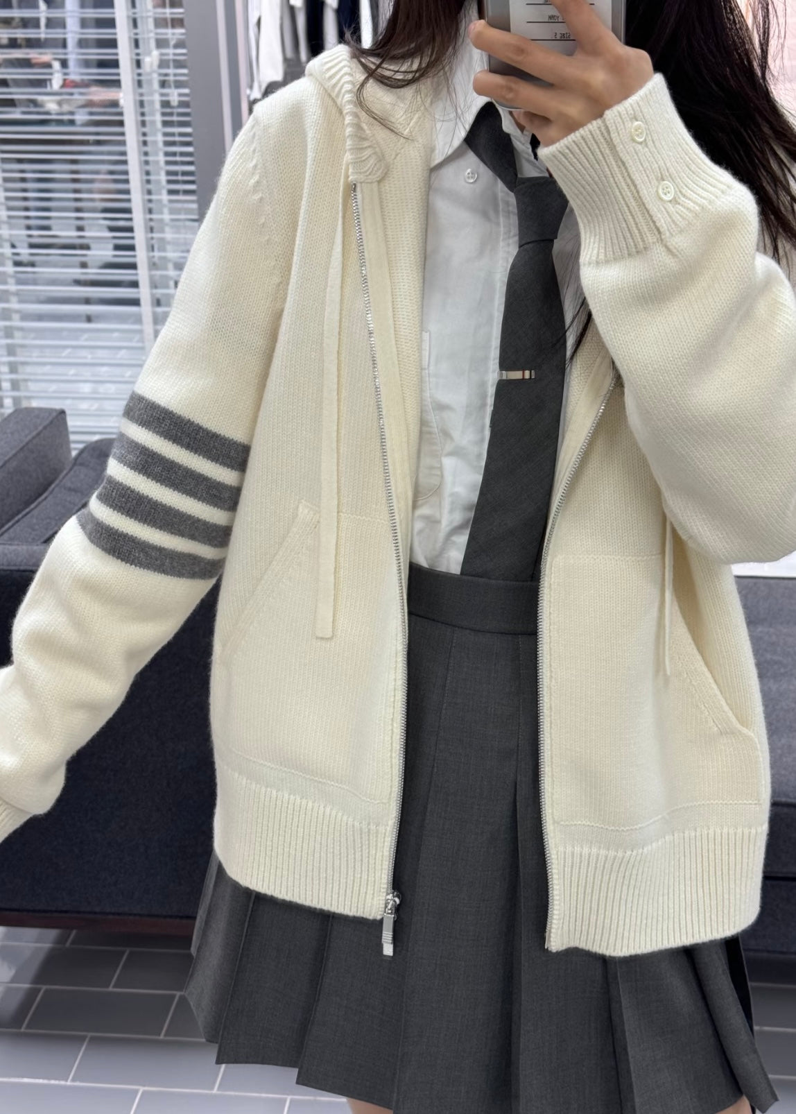TJ셀러 / 톰브라운 후드 코트