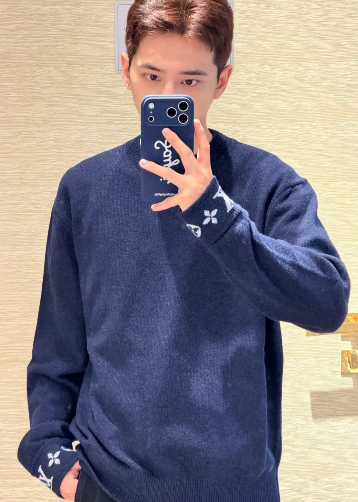 TJ셀러 / 루이비통 염소털 블라우스
