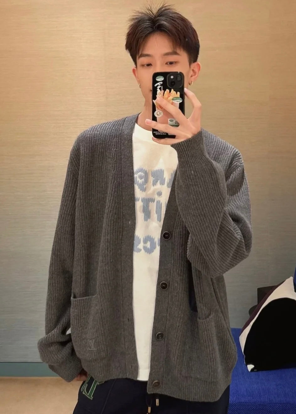 TJ셀러 / 루이비통 자수 캐시미어 카디건