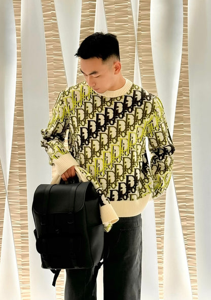 GTR / Dior 라운드 스웨터