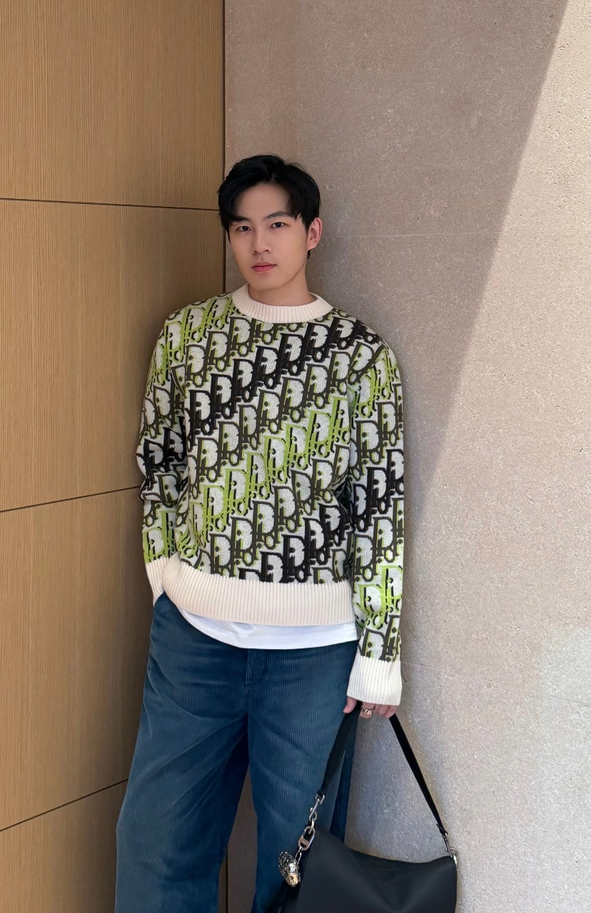 GTR / Dior 라운드 스웨터
