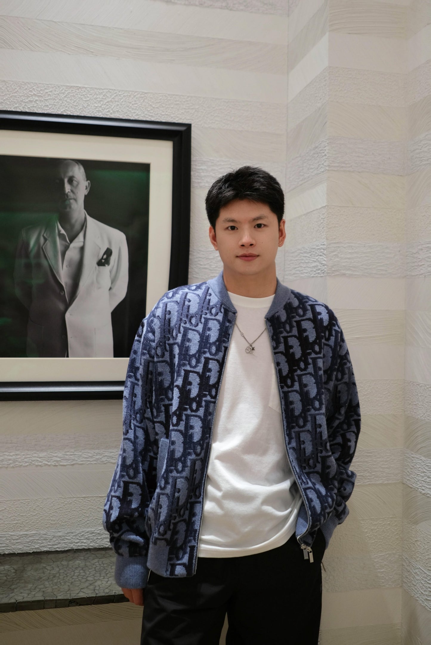 BVG / 디올 니트 코트