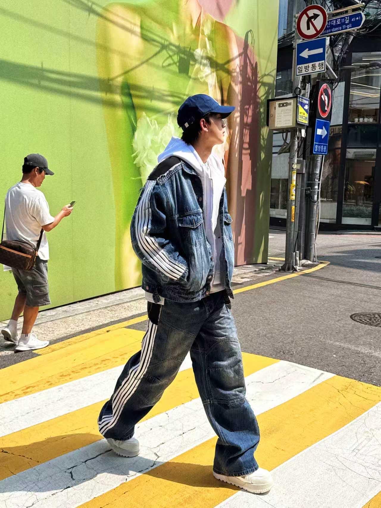 BVG / 발렌시아가 데님 코트