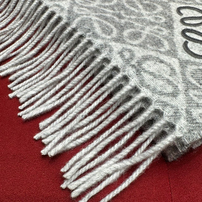 Xinjo / Loewe Scarf