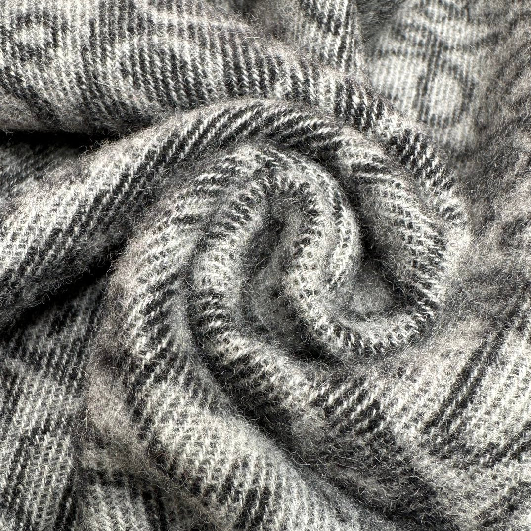 Shinjo / Loewe Scarf