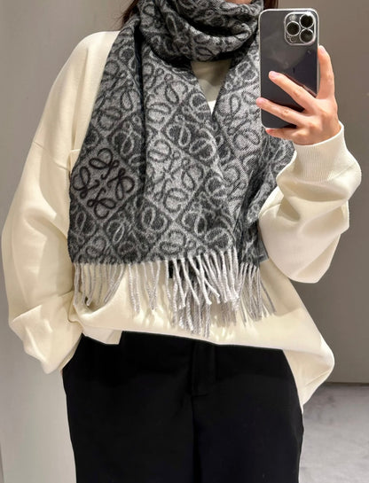 신조 / 로에베 스카프