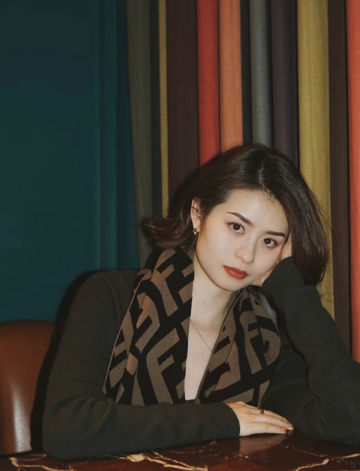 신조 / 펜디 스카프