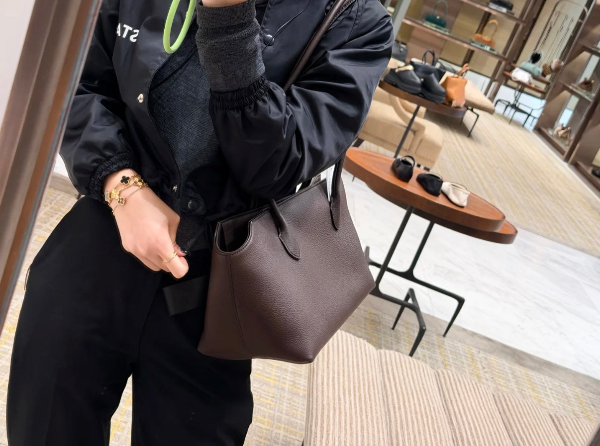 카타 / 더로우 숄더백