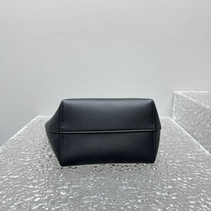 카타 / 더로우가죽 tote 핸드백