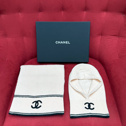 Shinzo / Chanel hat