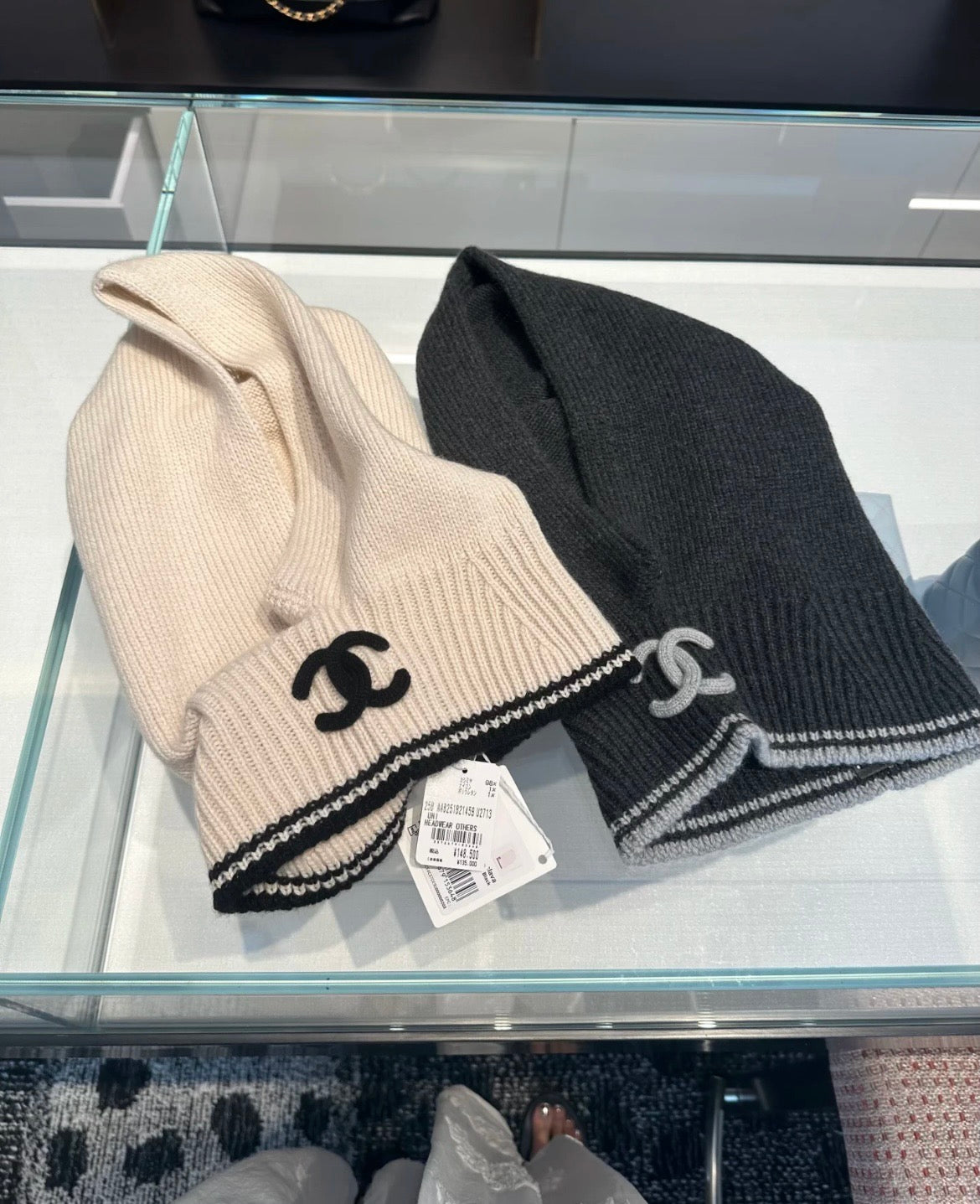 Shinzo / Chanel hat